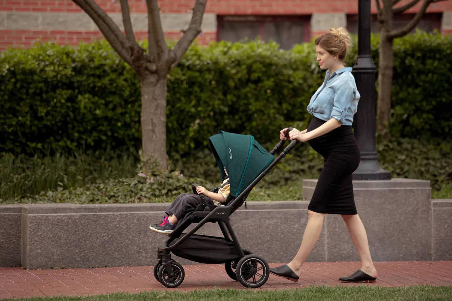 Коляска прогулочная Nuna TRIV NEXT