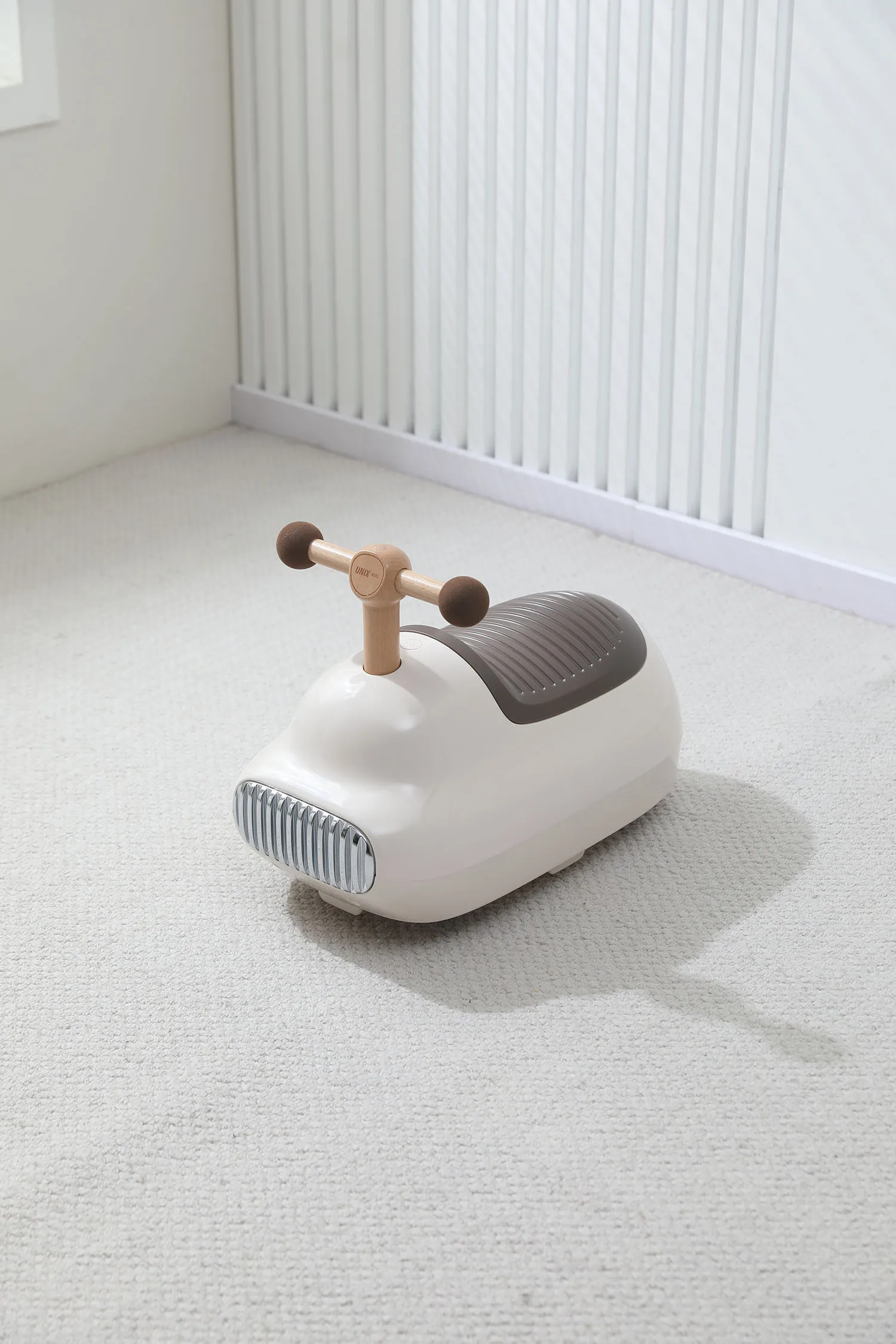 Толокар UNIX Kids Boss