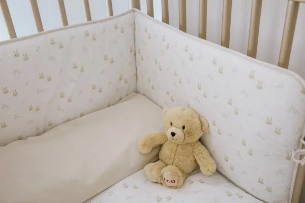 Покрывало + бортики 140х70 см Micuna Rabbits TX-1732