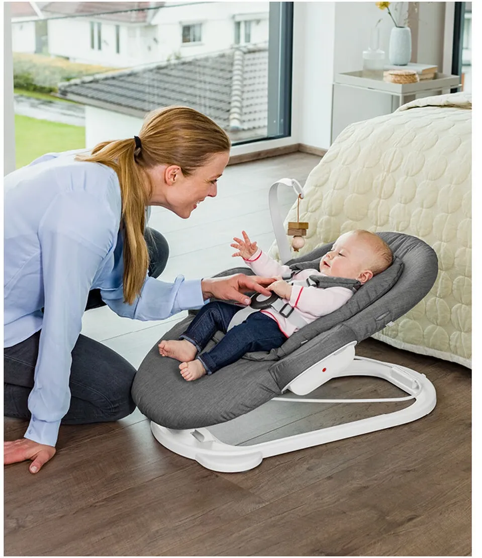 Шезлонг Stokke STEPS BOUNCER White Deep Grey 350111