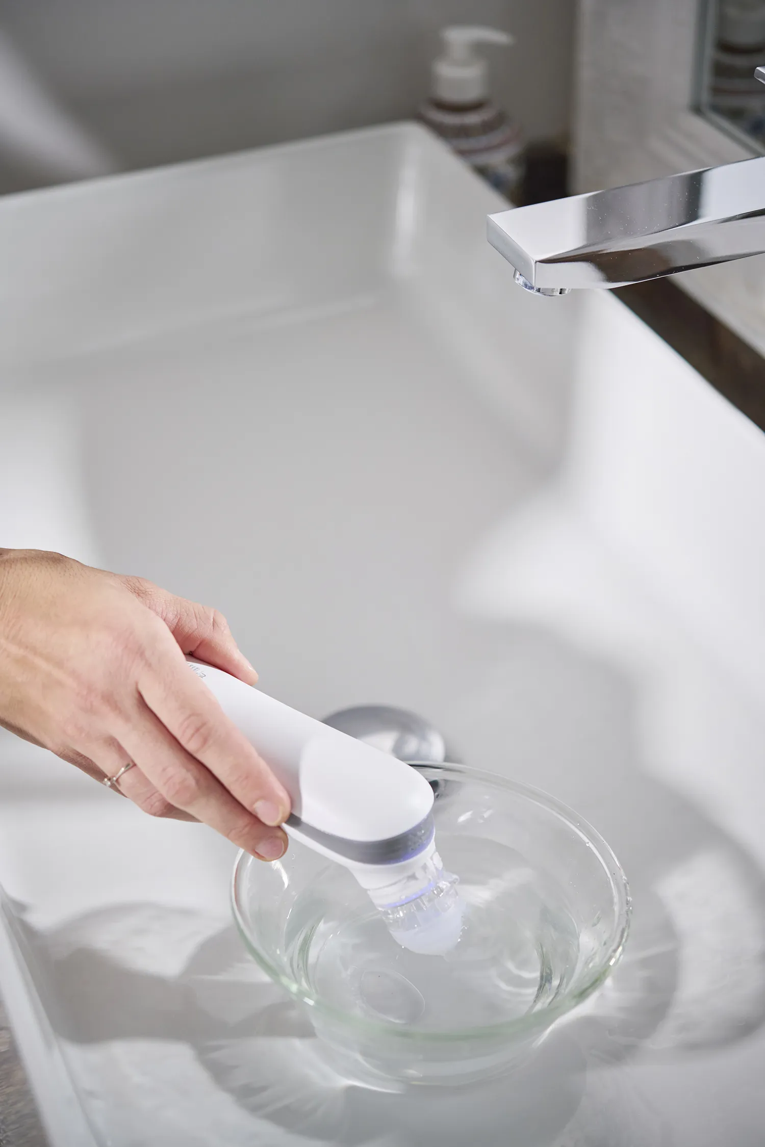 Аспиратор назальный электронный Nuvita 2150 NU-IBNA0001