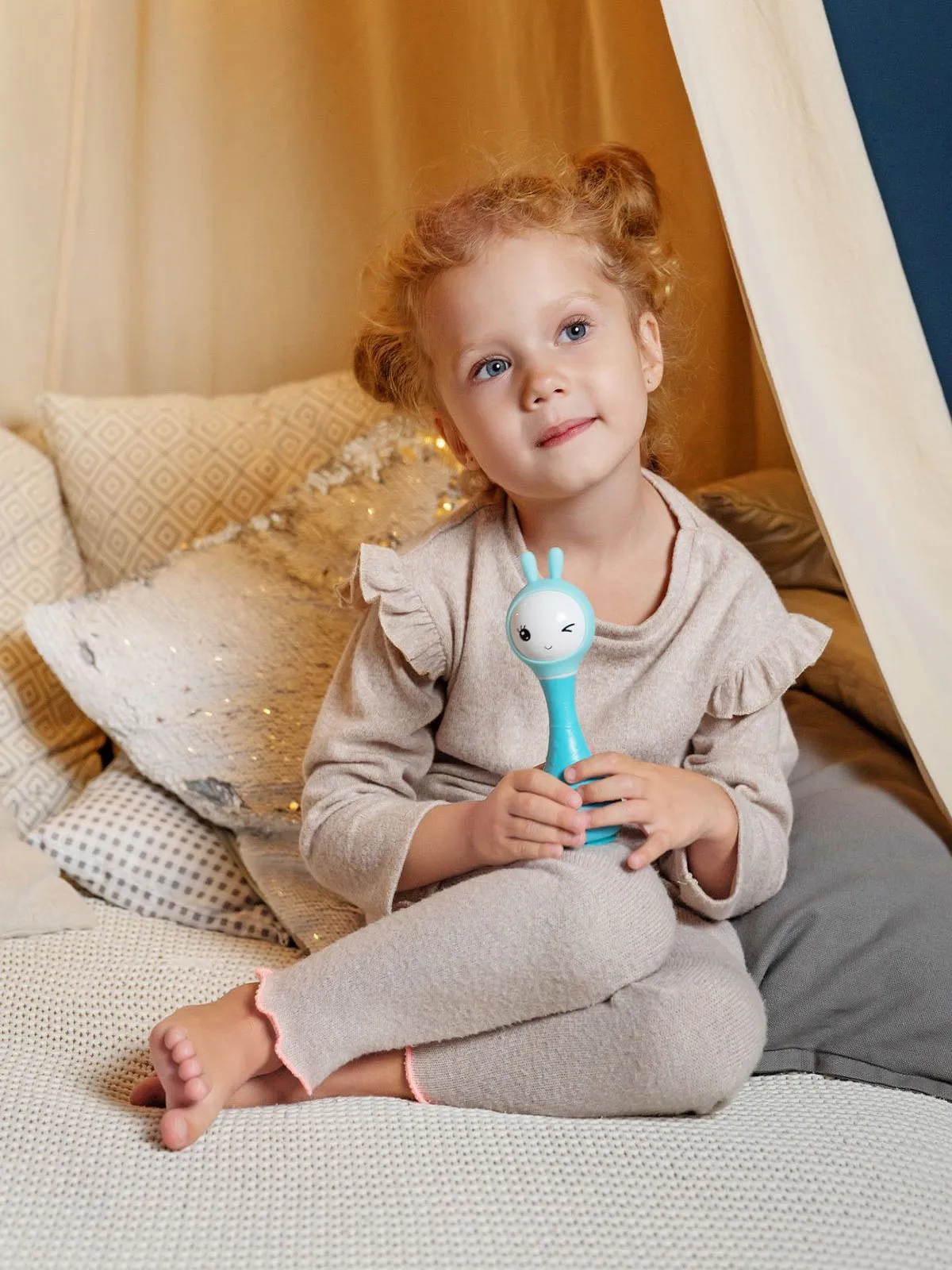 Музыкальная игрушка Alilo Умный зайка R1 синий 60402