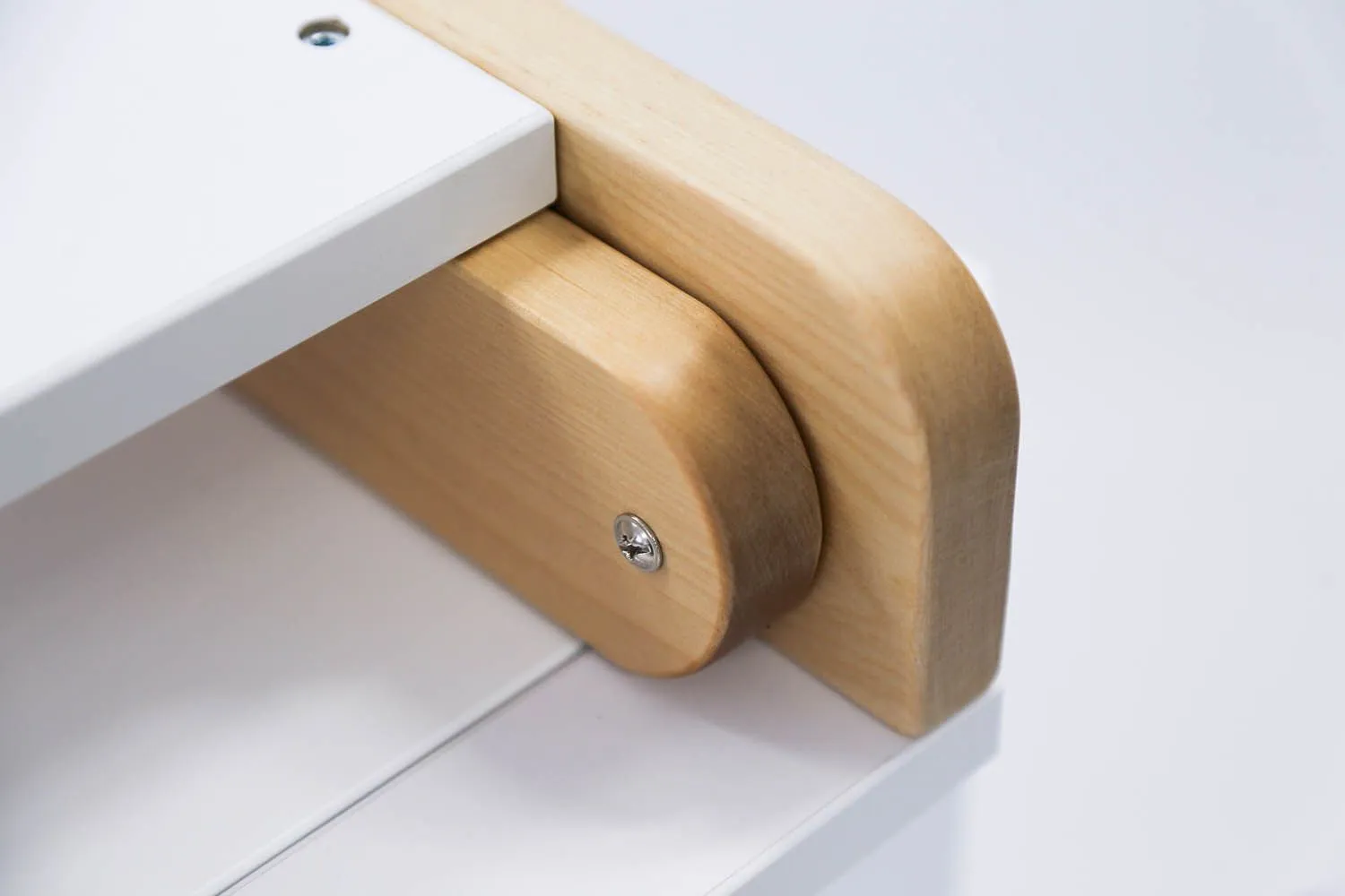 Стол пеленальный ANTEMI складной, универсальный НИК 70