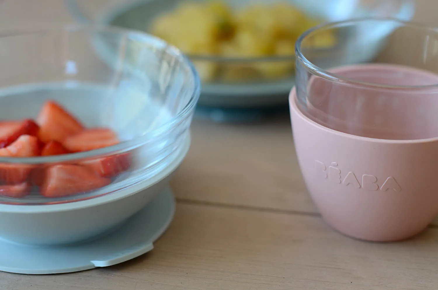 Набор посуды Beaba стеклянный 2 тарелки, чашка Coffret Repas Verre