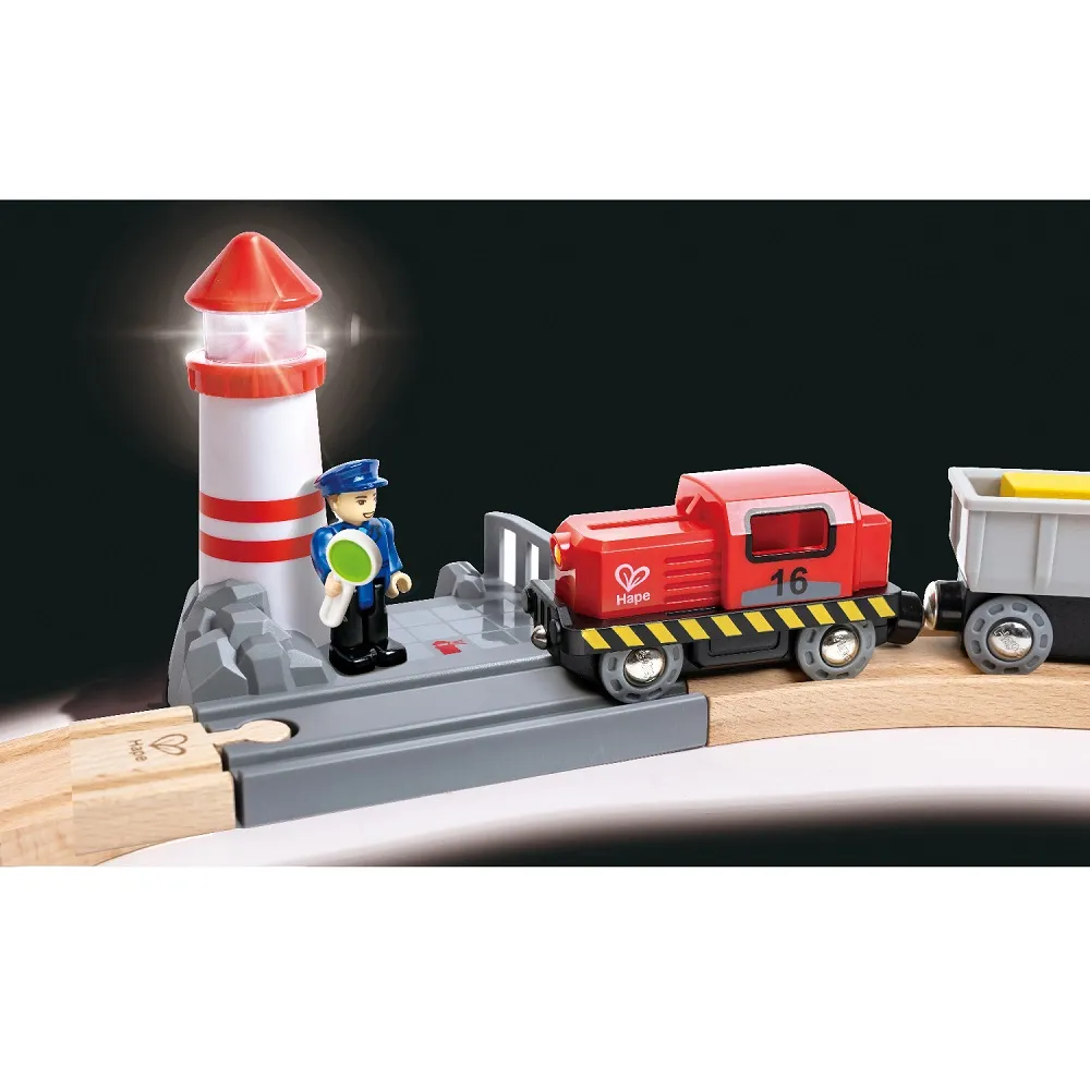 Игровой набор Hape «Доставки груза в порту» E3790_HP