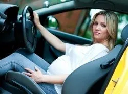 Когда за рулём – двое. Вождение во время беременности.