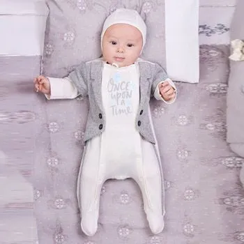 На выписку из роддома весной и летом что необходимо