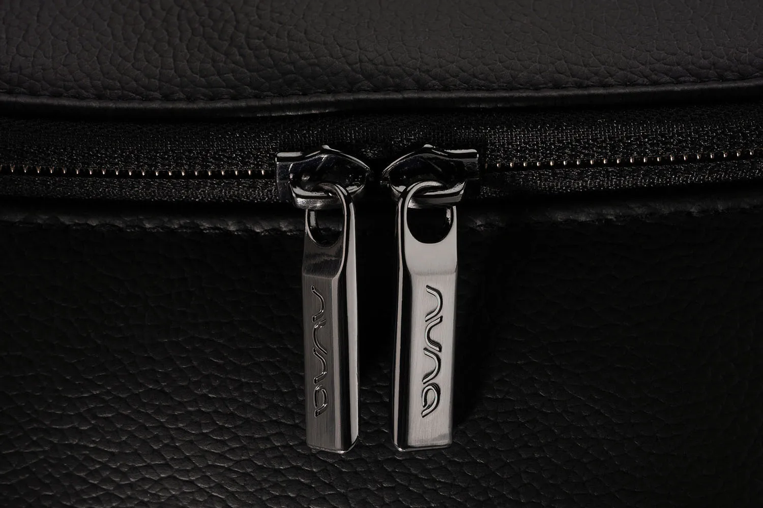 Cумка Nuna ESSENTIAL