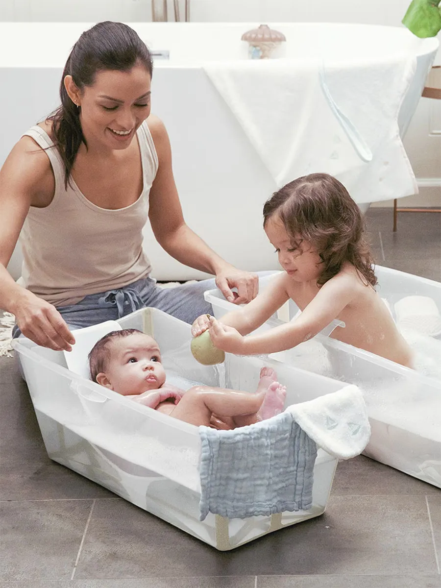 Ванночка с горкой Stokke Flexi Bath Bundle, Tub with Newborn Support Бежевый (Sandy Beige) 531512. Изображение 8