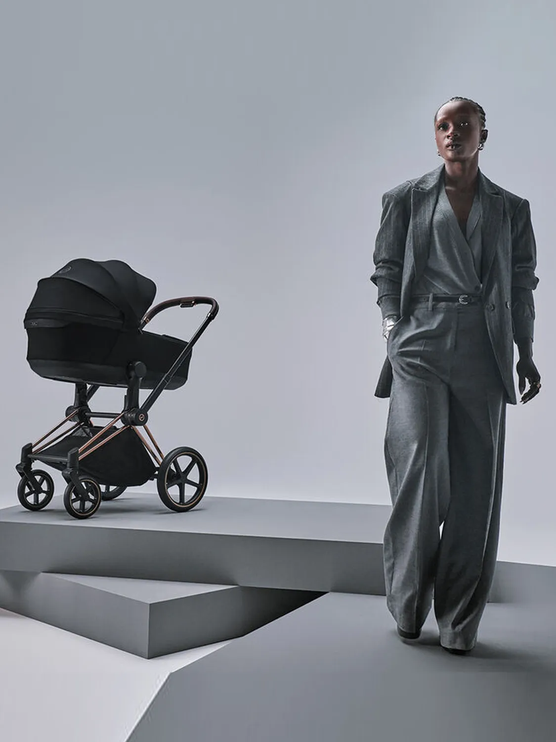 Коляска 2 в 1 Cybex Priam 5 Style шасси Rosegold