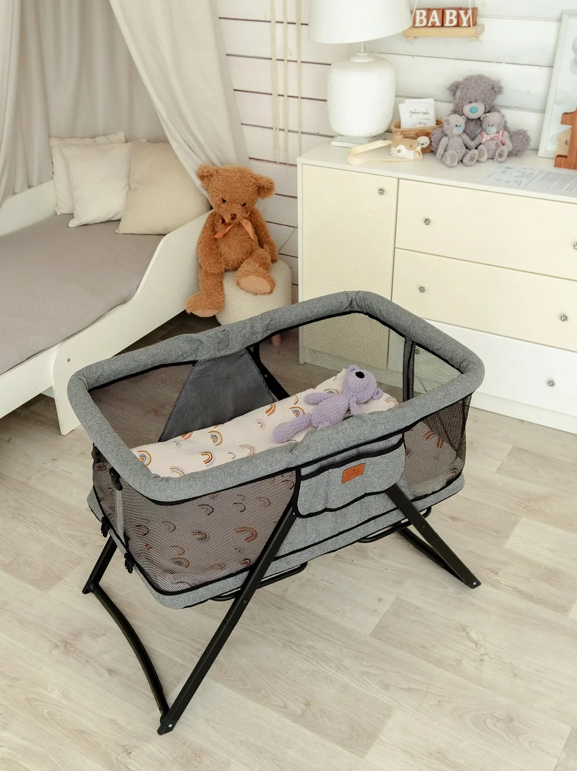 Промонабор Fiorellino: Пеленальный стол с матрасиком + Колыбель приставная