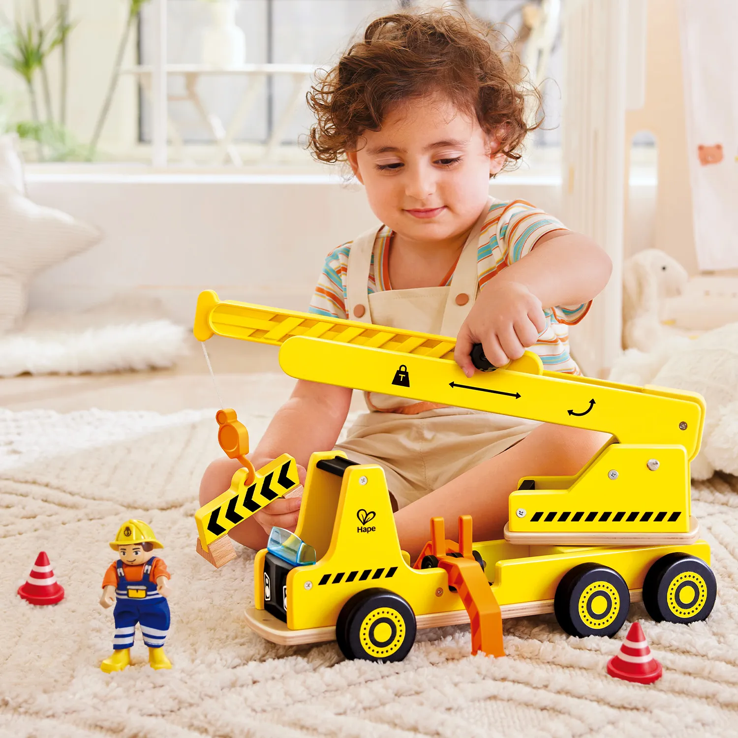 Набор игровой HAPE «Малыш-строитель» Строительный кран E3083_HP