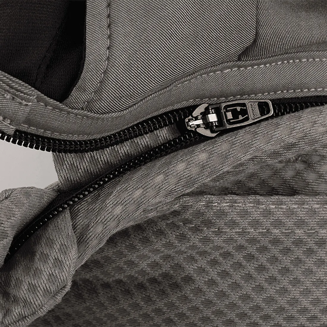 Рюкзак переноска Nuna CUDL DEUX