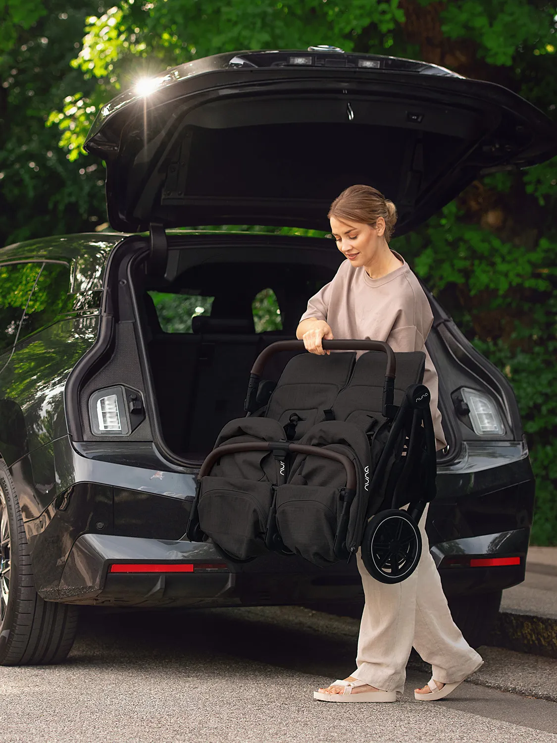 Коляска прогулочная для двойни Nuna TRVL DUBL