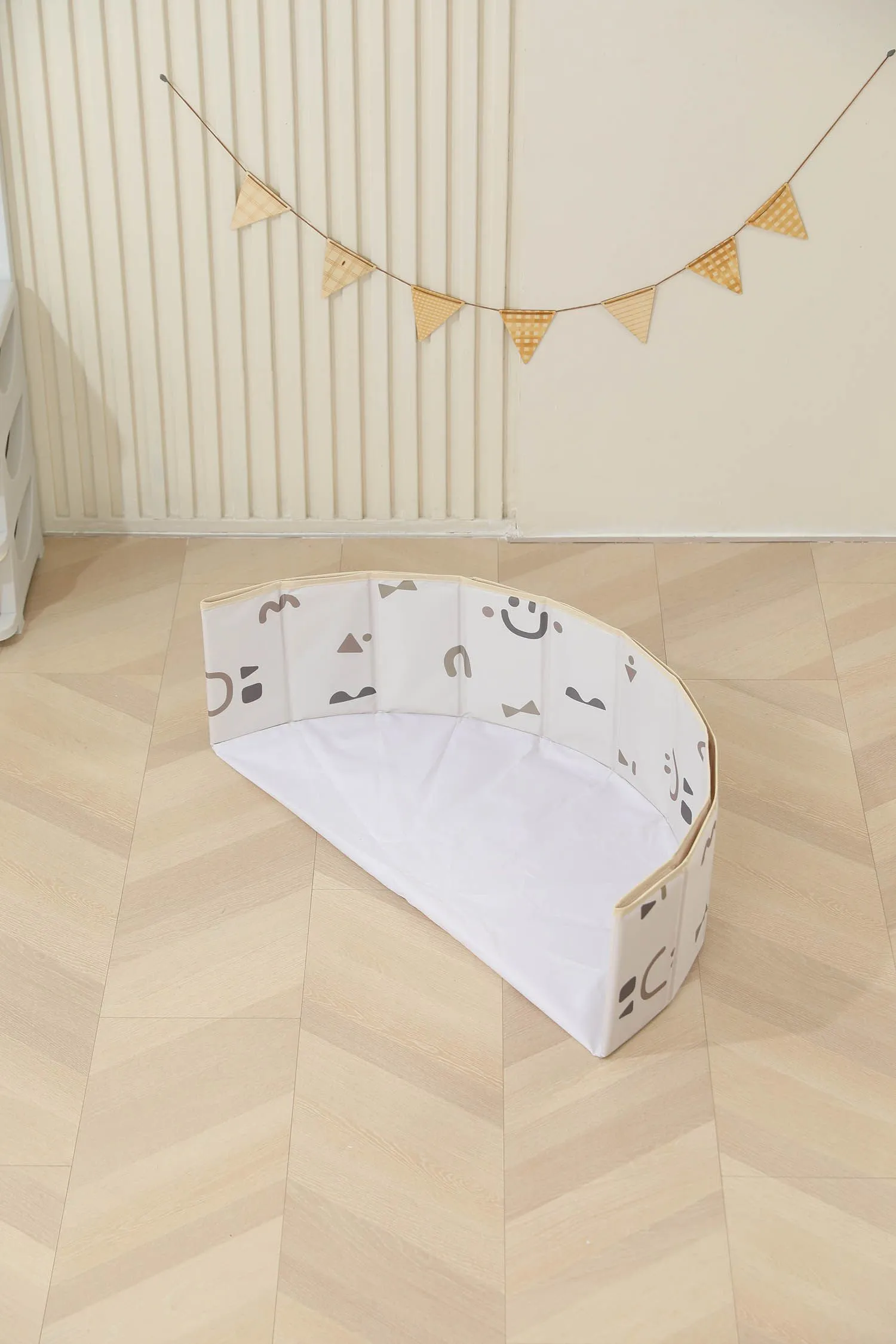 Бассейн сухой для шариков UNIX Kids 100 см (без шариков)