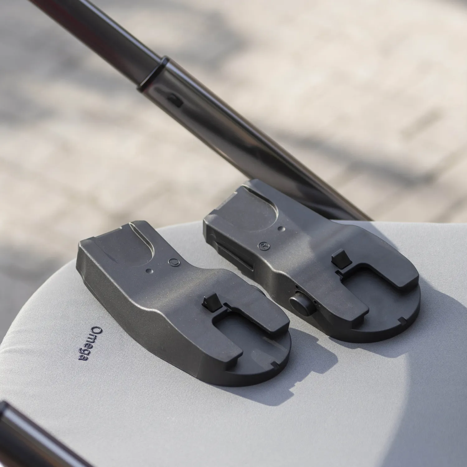 Адаптеры Carrello Omega для установки автокресла CRL-7015