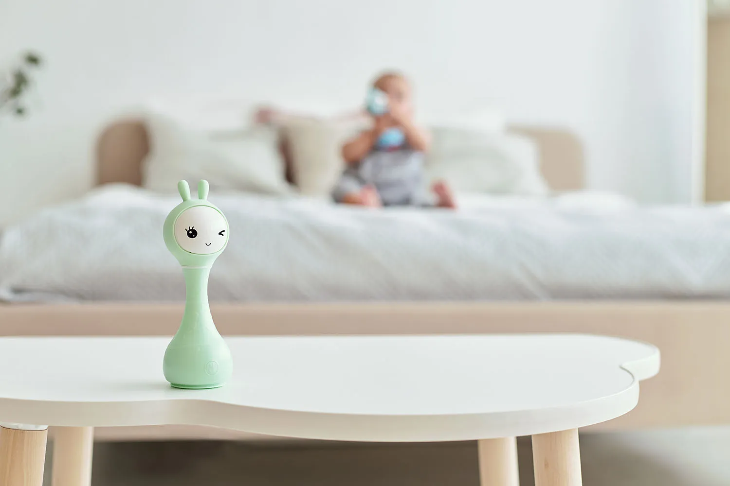 Музыкальная игрушка Alilo Умный зайка R1 мятный 60406