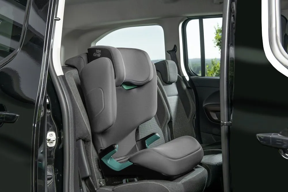 Автокресло 2/3 Britax Roemer Discovery Plus