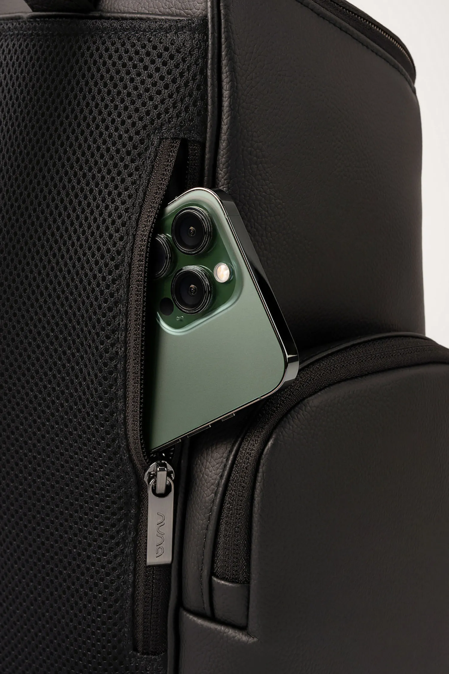 Cумка Nuna ESSENTIAL