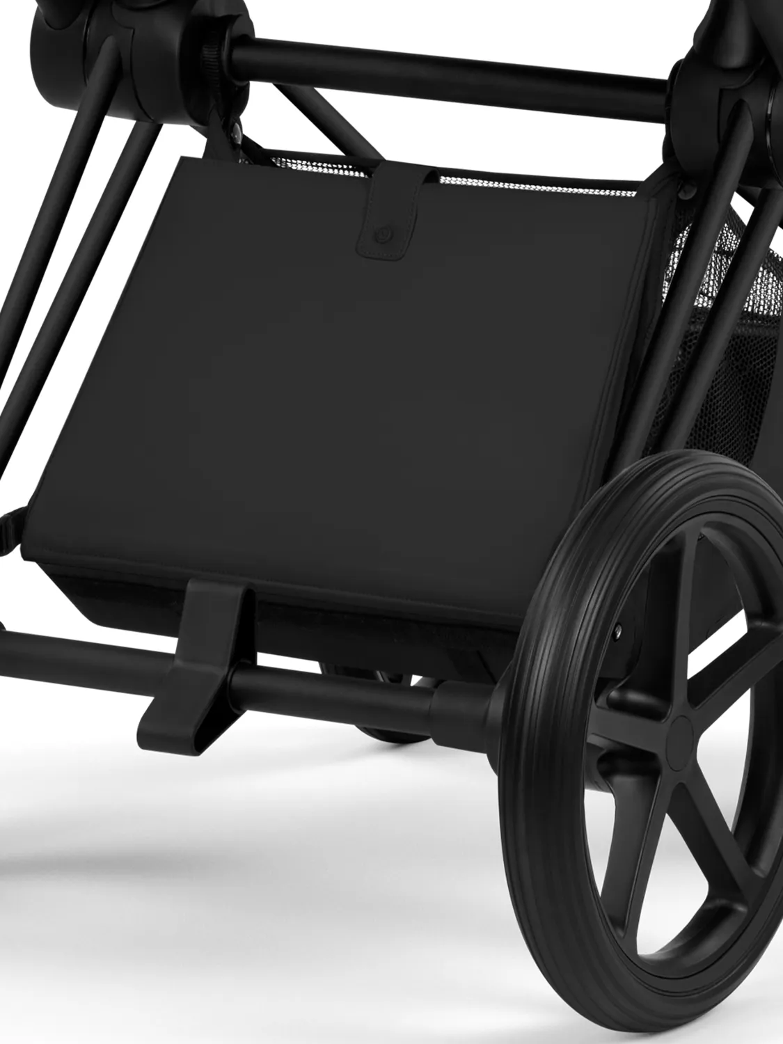 Коляска 2 в 1 Cybex Priam Style шасси Matt Black