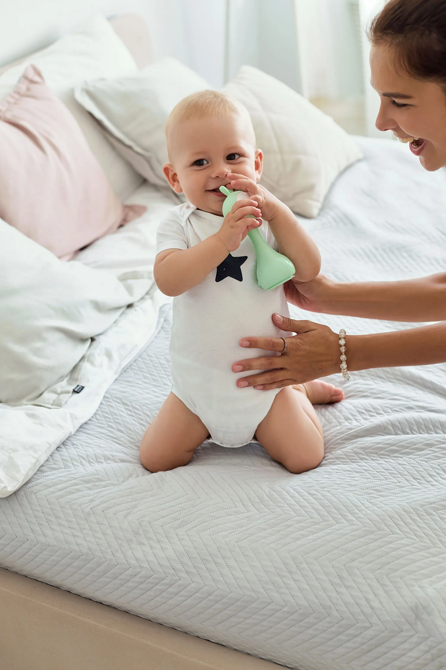 Музыкальная игрушка Alilo Умный зайка R1 мятный 60406