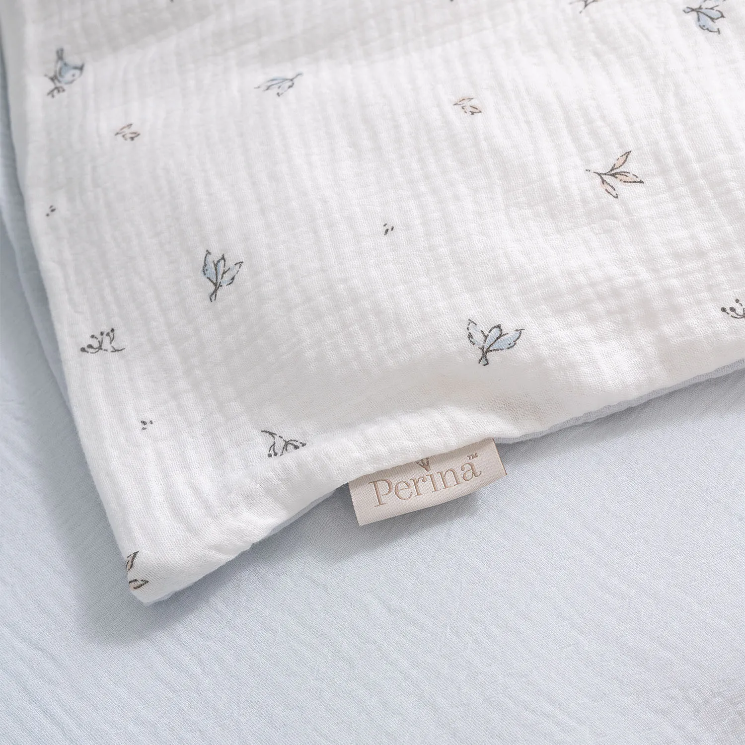 Комплект постельного белья PERINA Muslin 3 предмета 120х60 Птички/Голубая пастель КПБ3-М.1.23х2.9