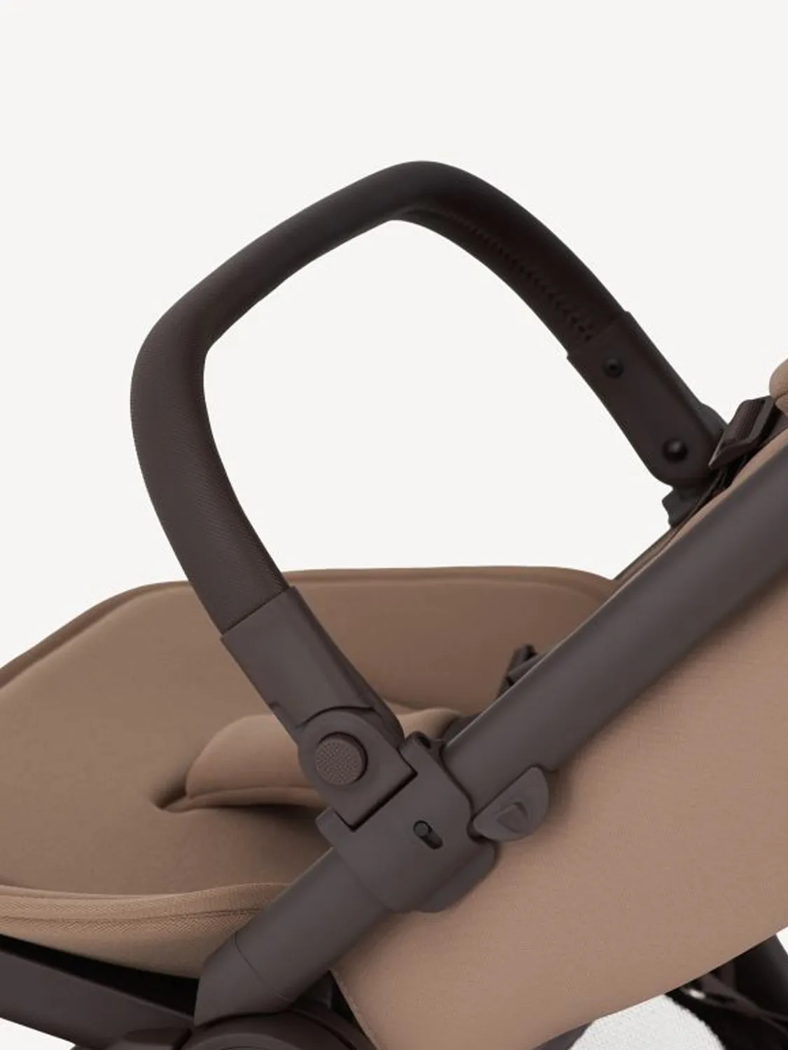 Коляска прогулочная Anex Air-Q