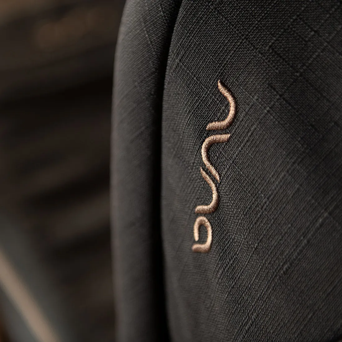 Коляска 2 в 1 Nuna IXXA NEXT, Черная (Riveted Rose) с люлькой LYTL, Черная (Riveted)