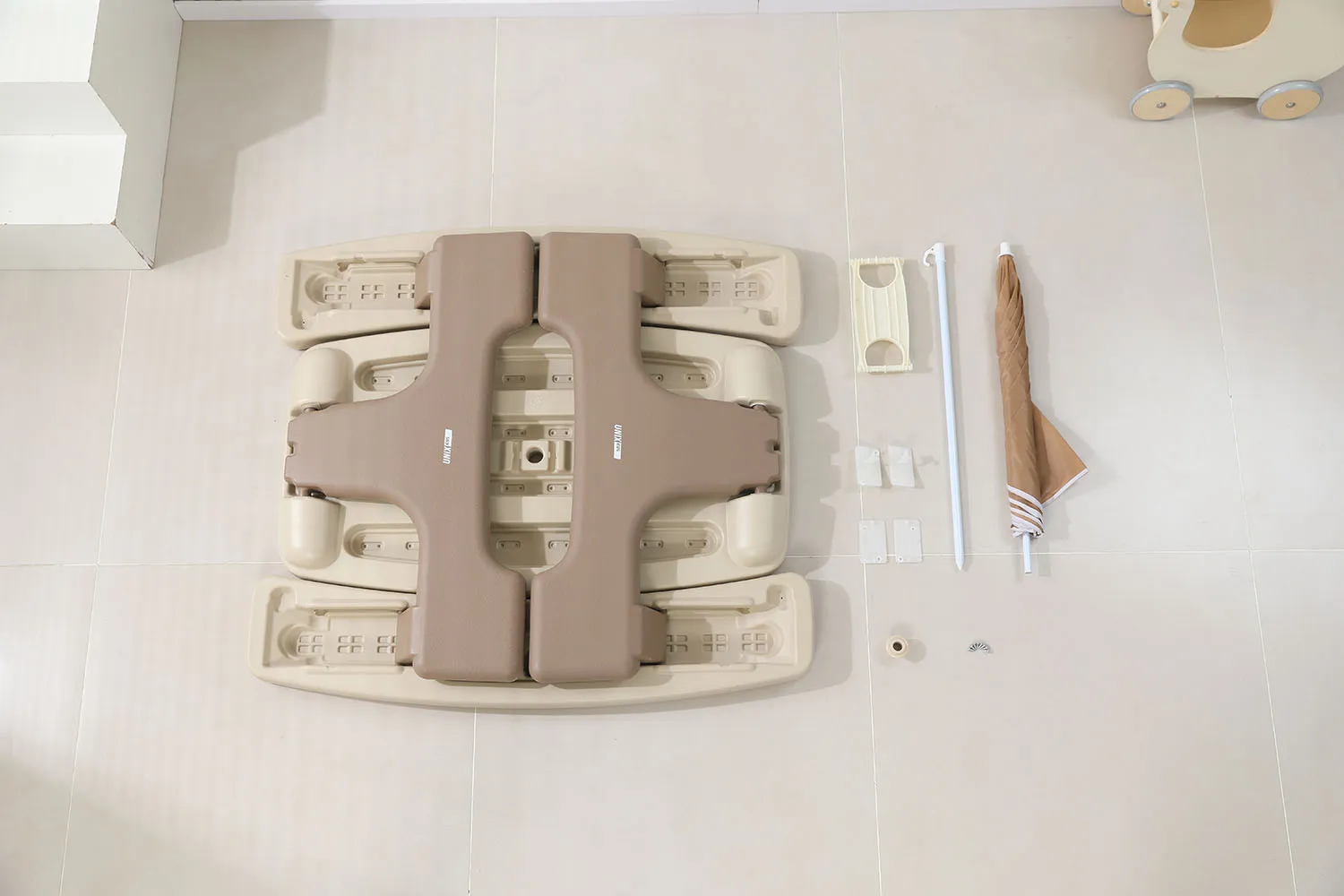 Стол садовый с лавочками UNIX Kids Garden