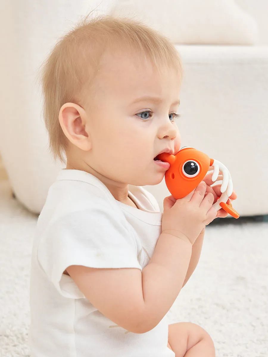 Прорезыватель Mombella силиконовый Рыбка оранжевый 02101. Изображение 8