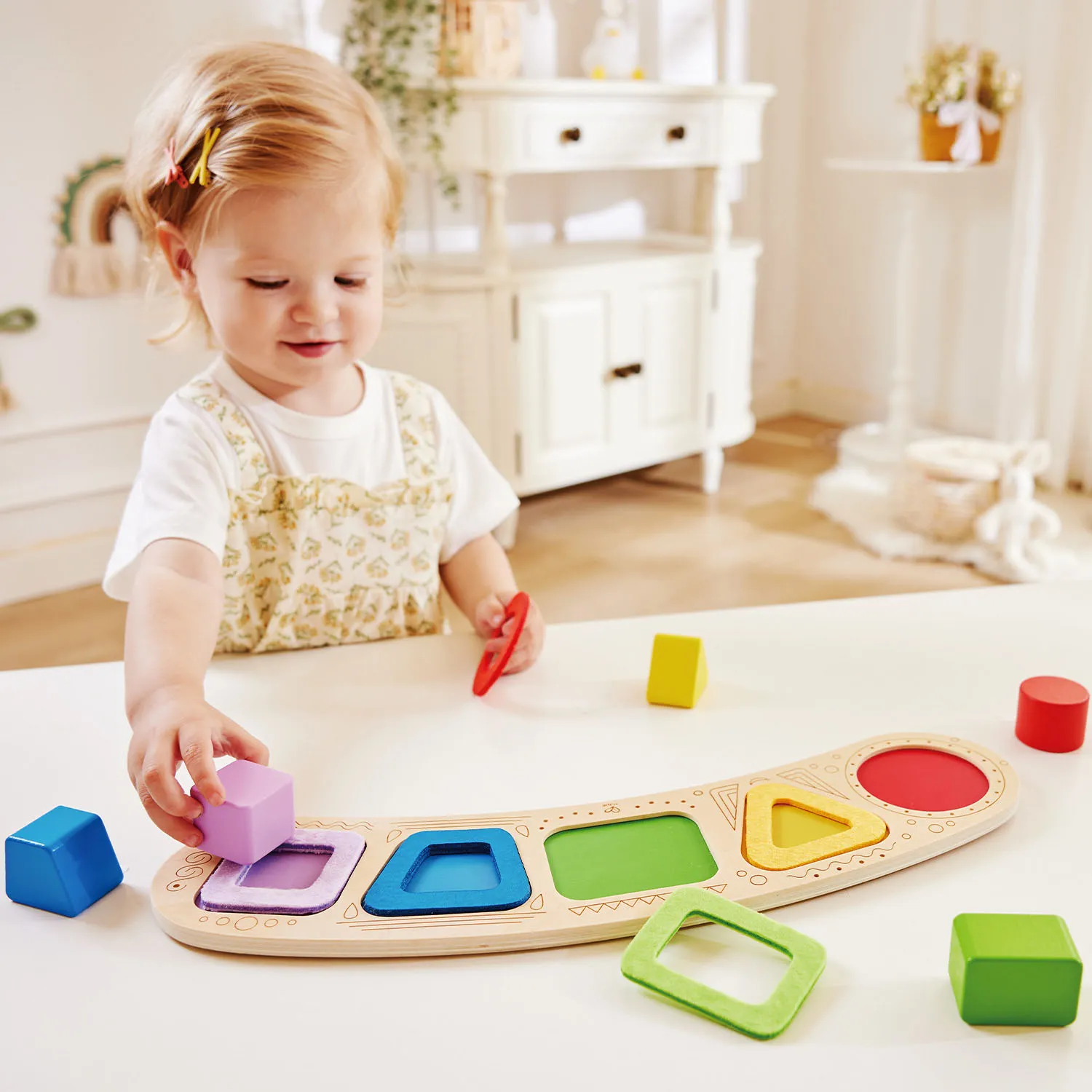 Игрушка HAPE развивающая «Цвета и формы» Сортер Монтессори E1666_HP