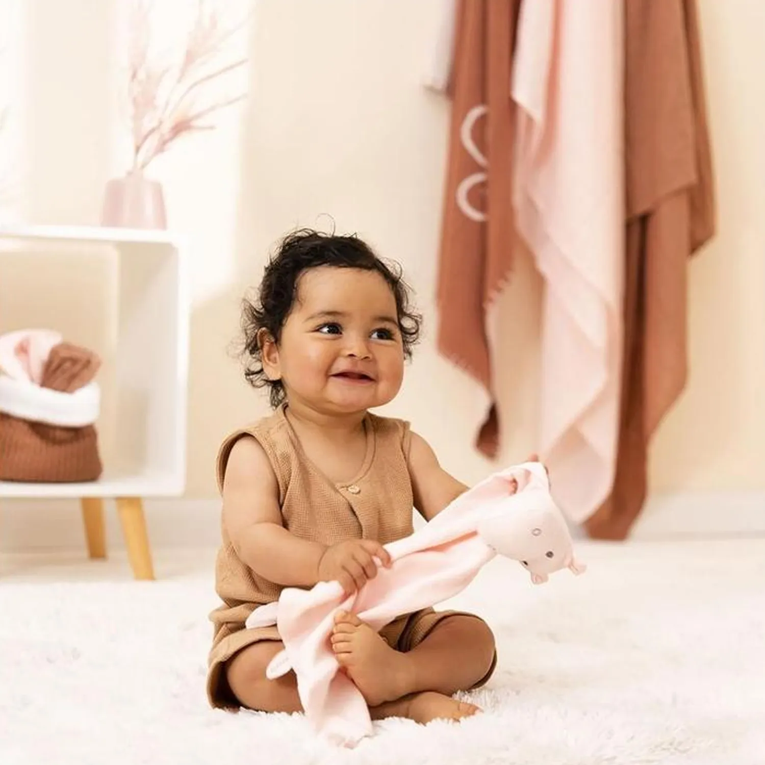 Игрушка мягкая Nattou Rattle Susie & Bonnie Кролик 508032