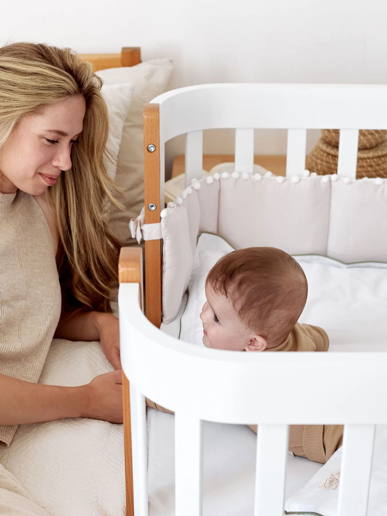 Кроватка-трансформер Happy Baby MOMMY LUX