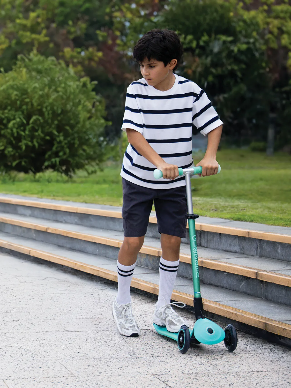 Самокат Globber Elite Glow Lights