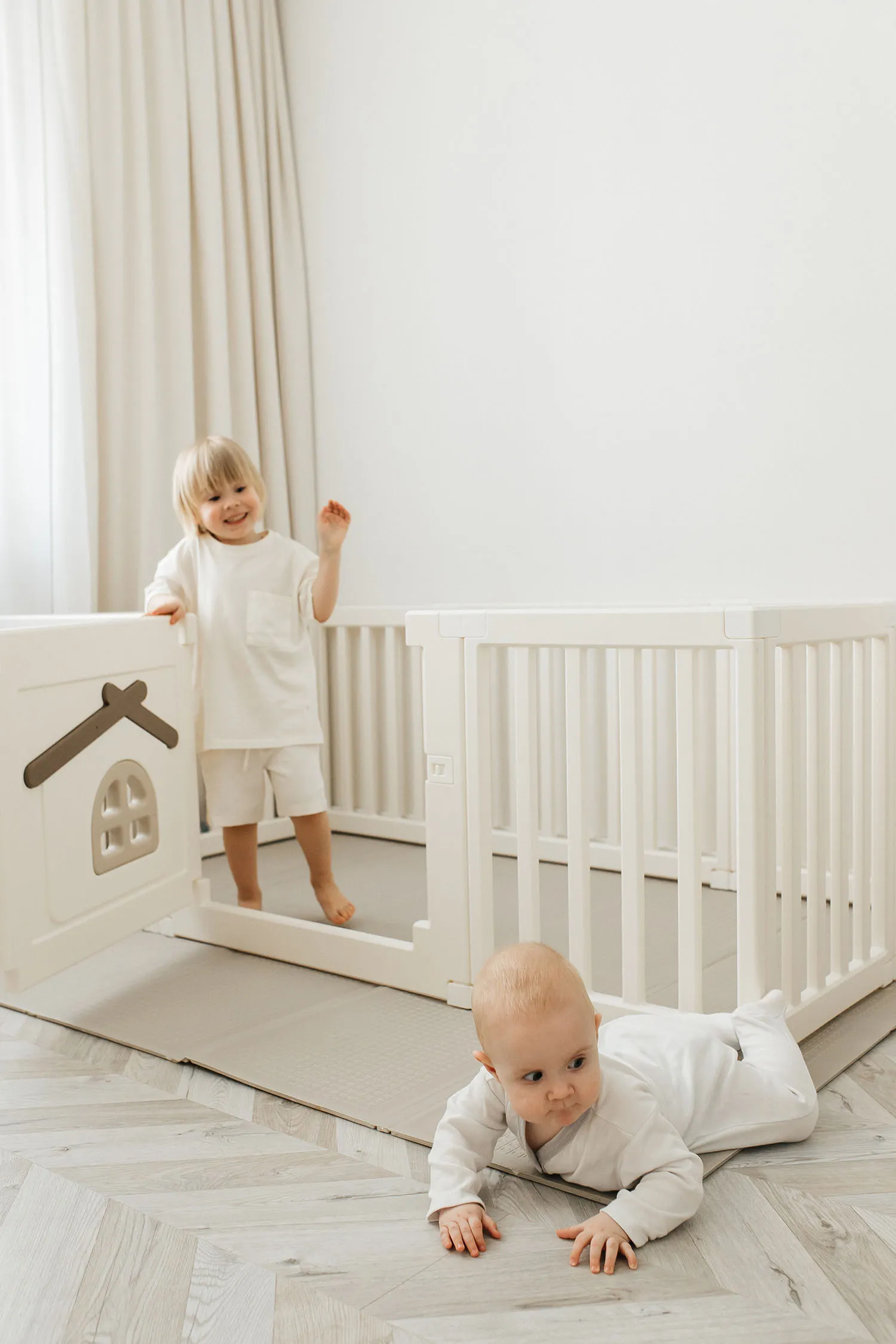 Манеж большой детский игровой UNIX Kids Classic Tree House 150x180