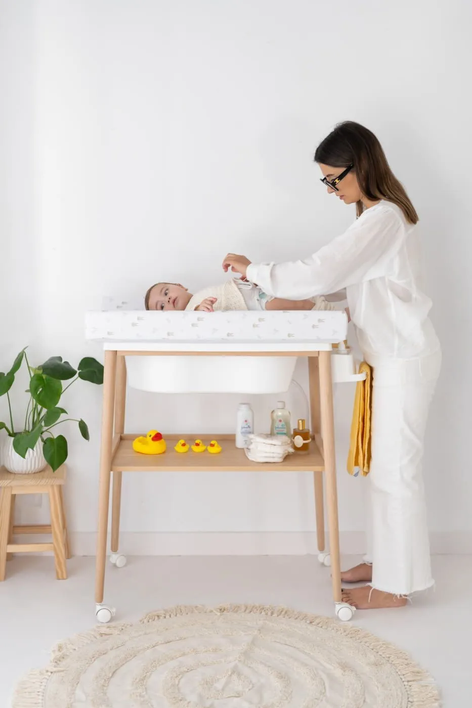 Столик Micuna пеленальный B-2002