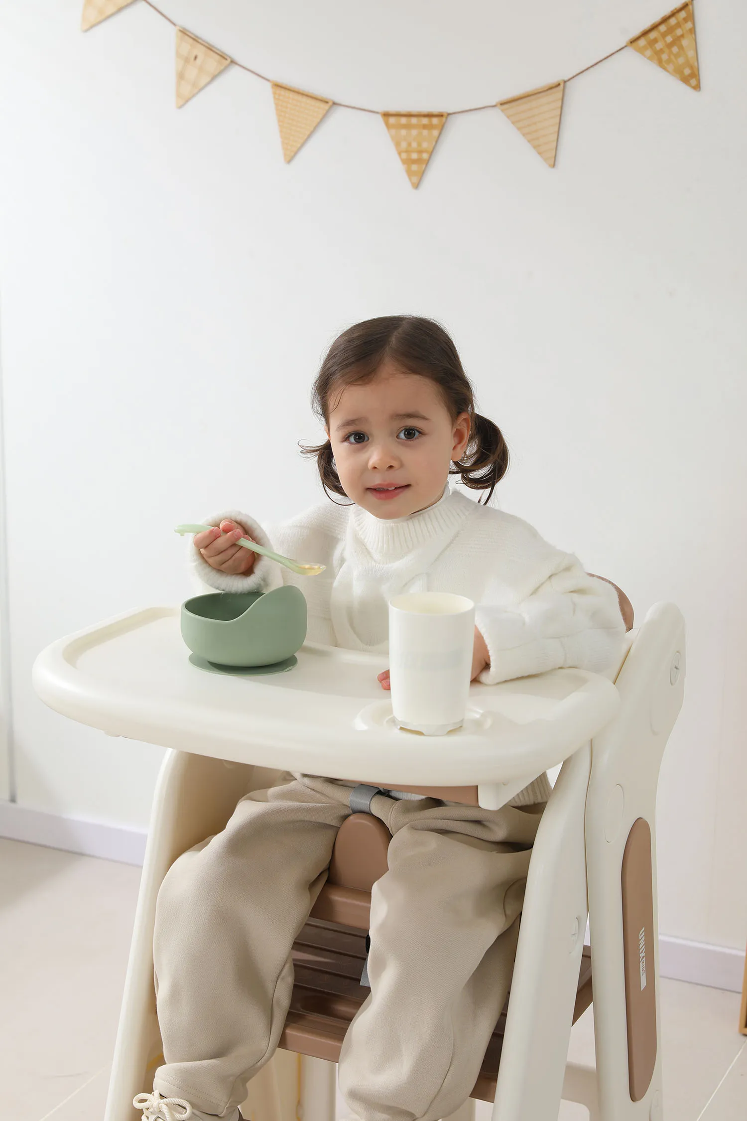 Стул для кормления UNIX Kids 3 steps