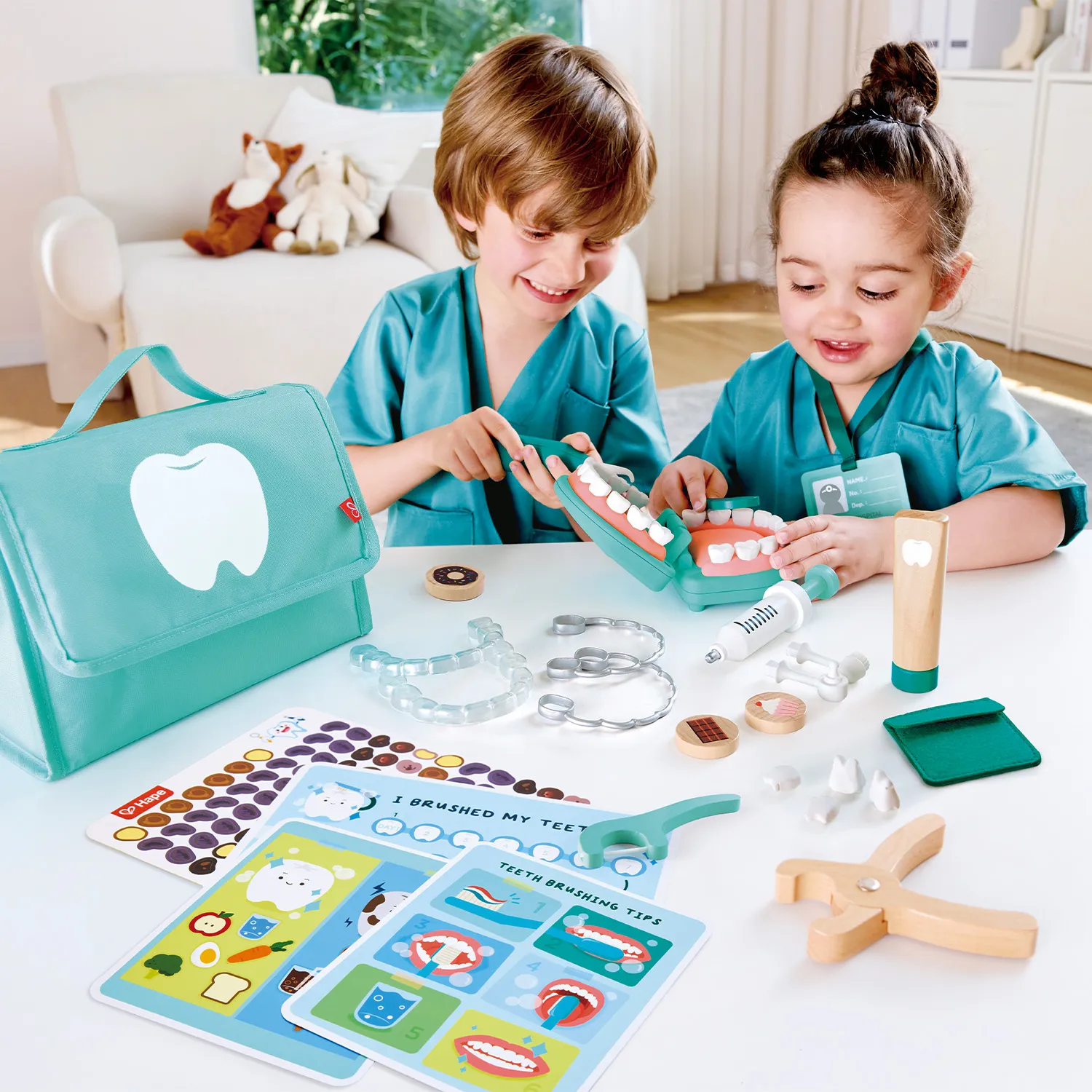 Набор игровой HAPE для детей «Стоматологическая клиника» E3227_HP