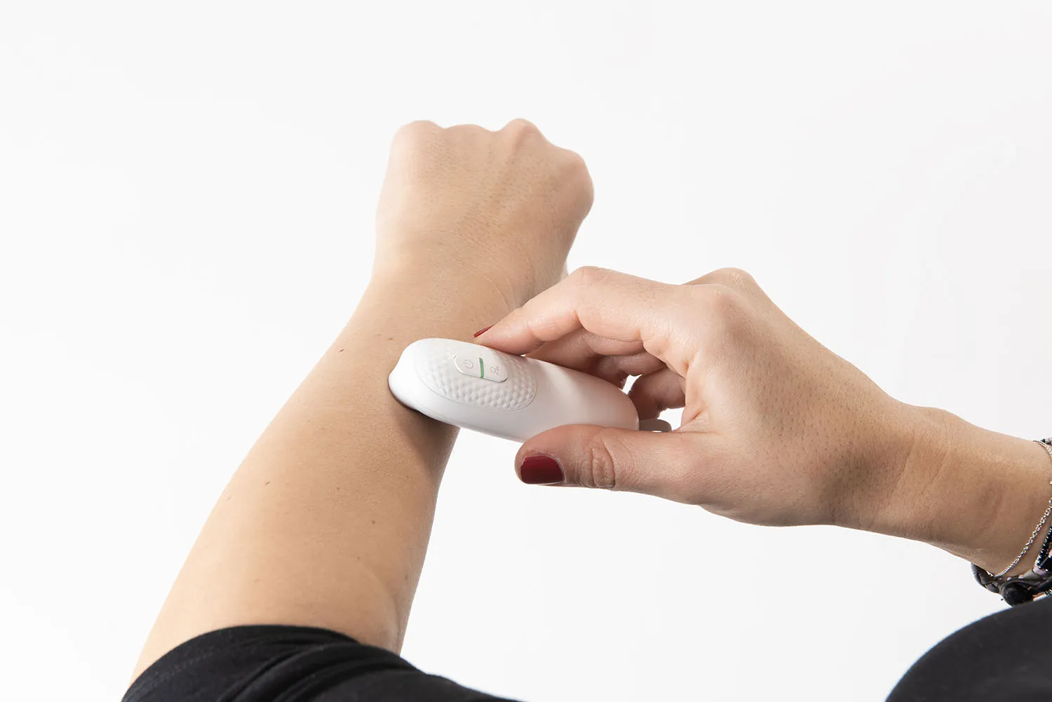 Устройство Nuvita после укусов насекомых 2110 Bye Bite NU-IBBH0001