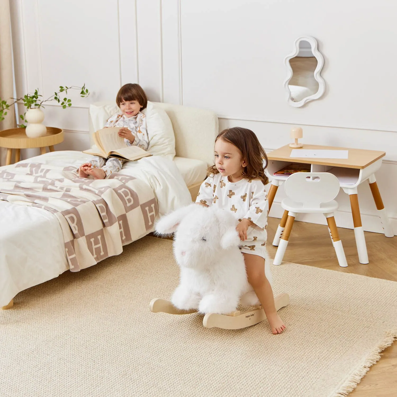 Игрушка-качалка Happy Baby BUNNY white 91034