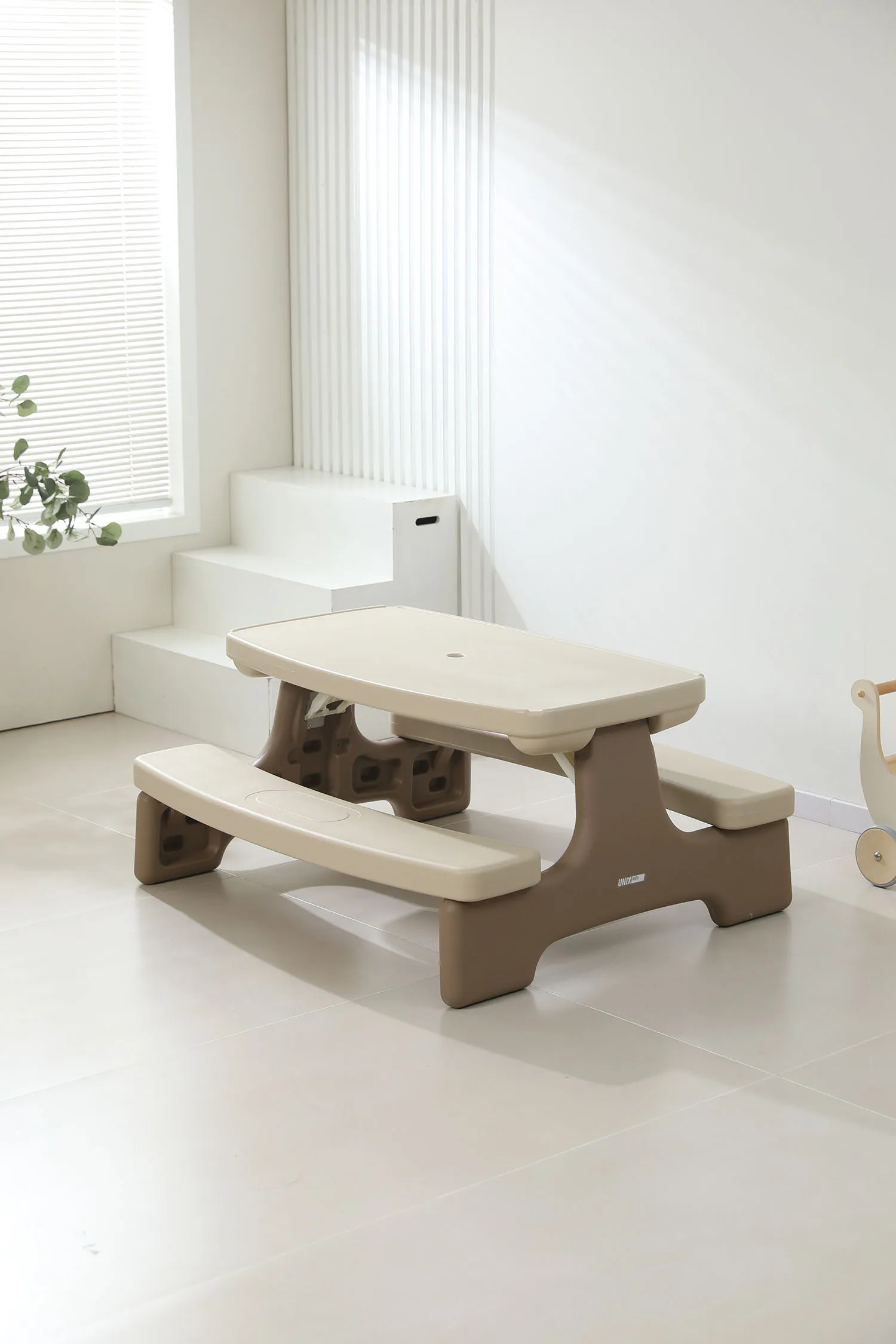 Стол садовый с лавочками UNIX Kids Garden