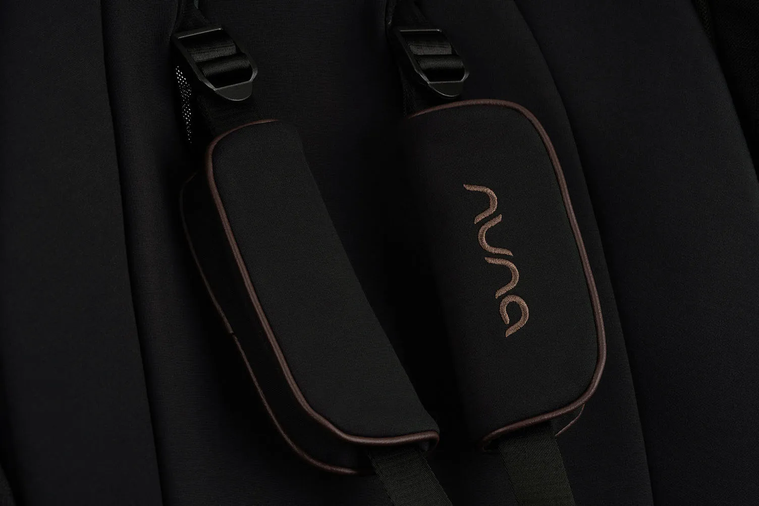 Коляска прогулочная Nuna TRIV NEXT