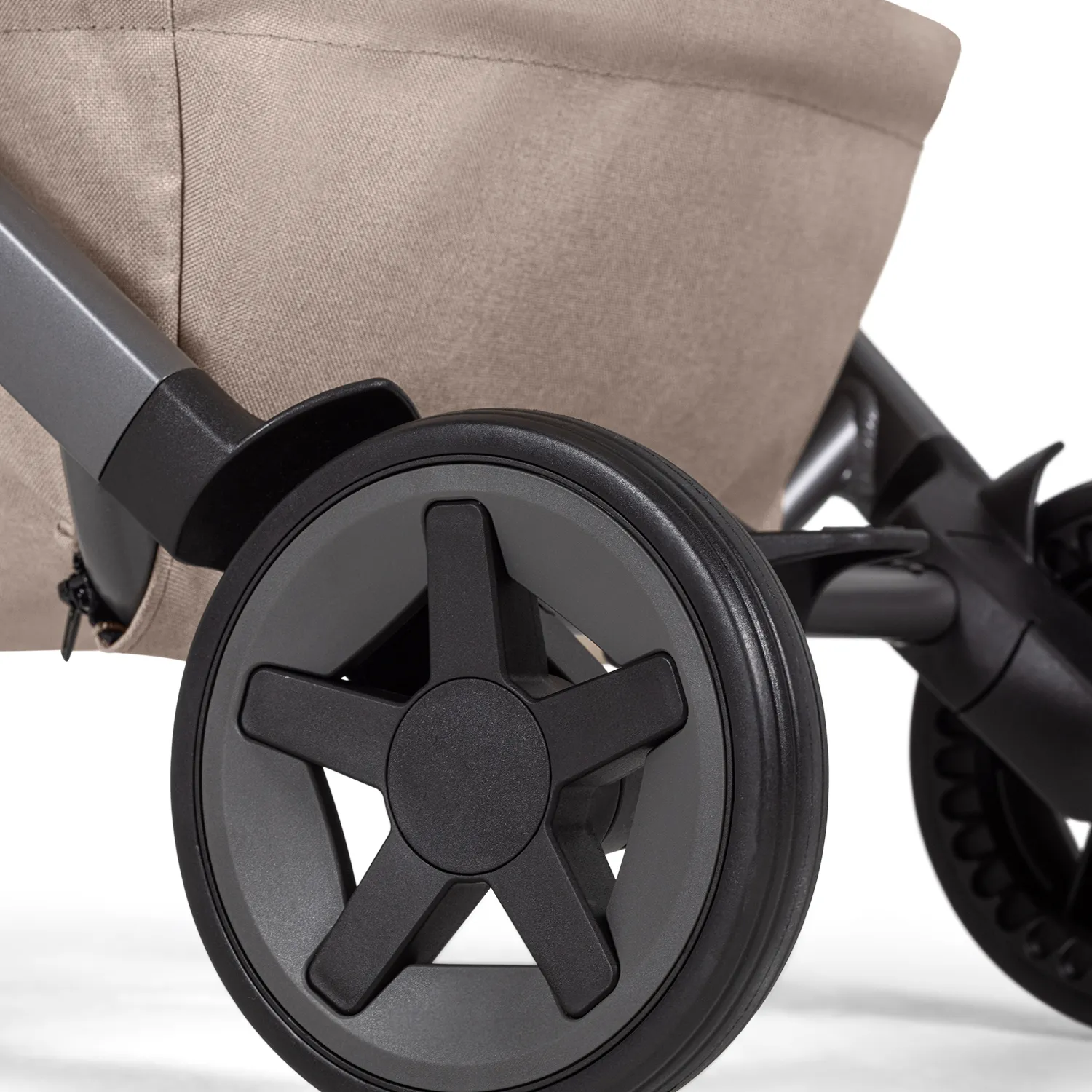 Коляска прогулочная Joolz Aer2 SE с бампером и подстаканником