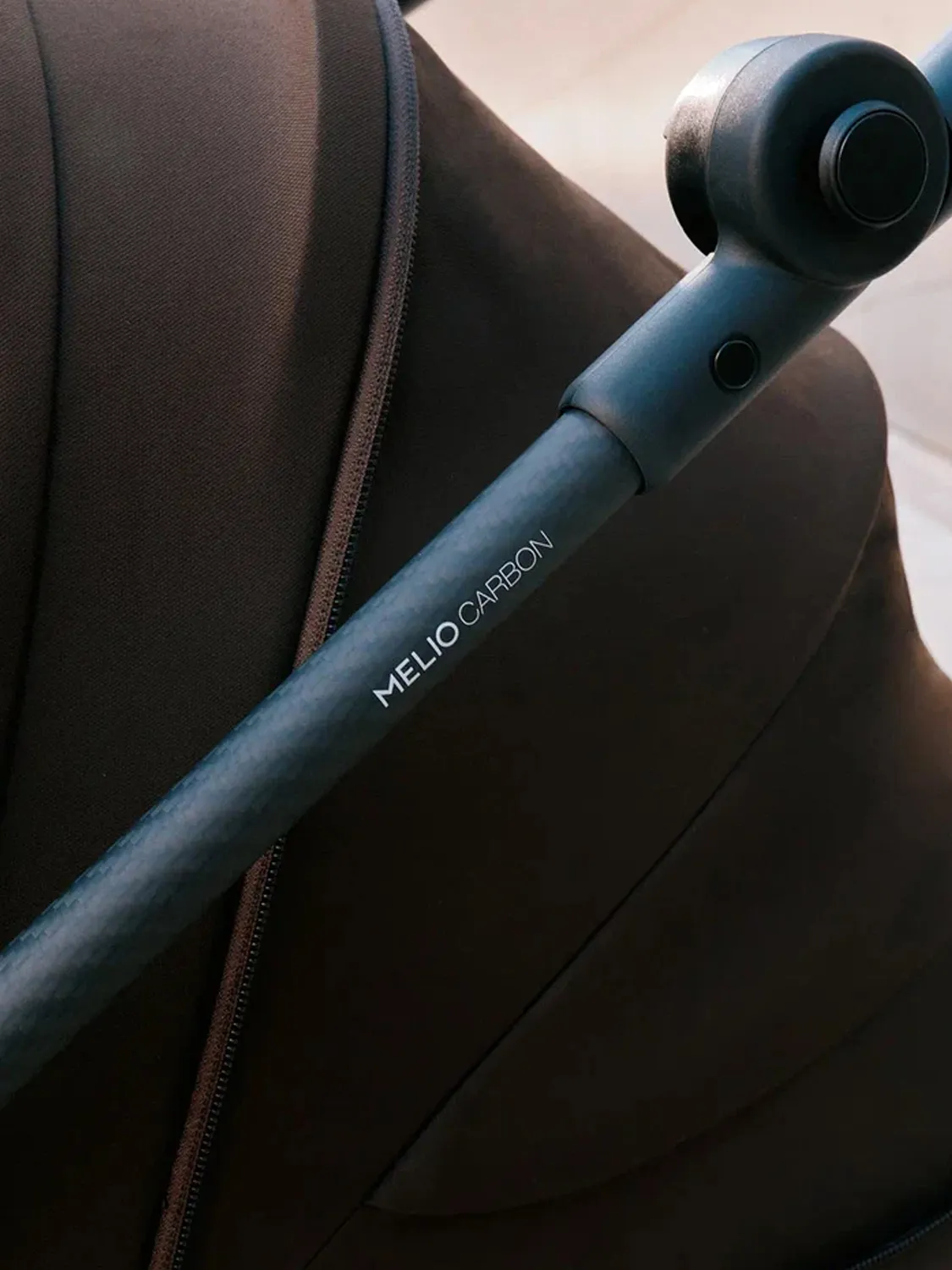 Коляска прогулочная Cybex Melio с дождевиком и бампером