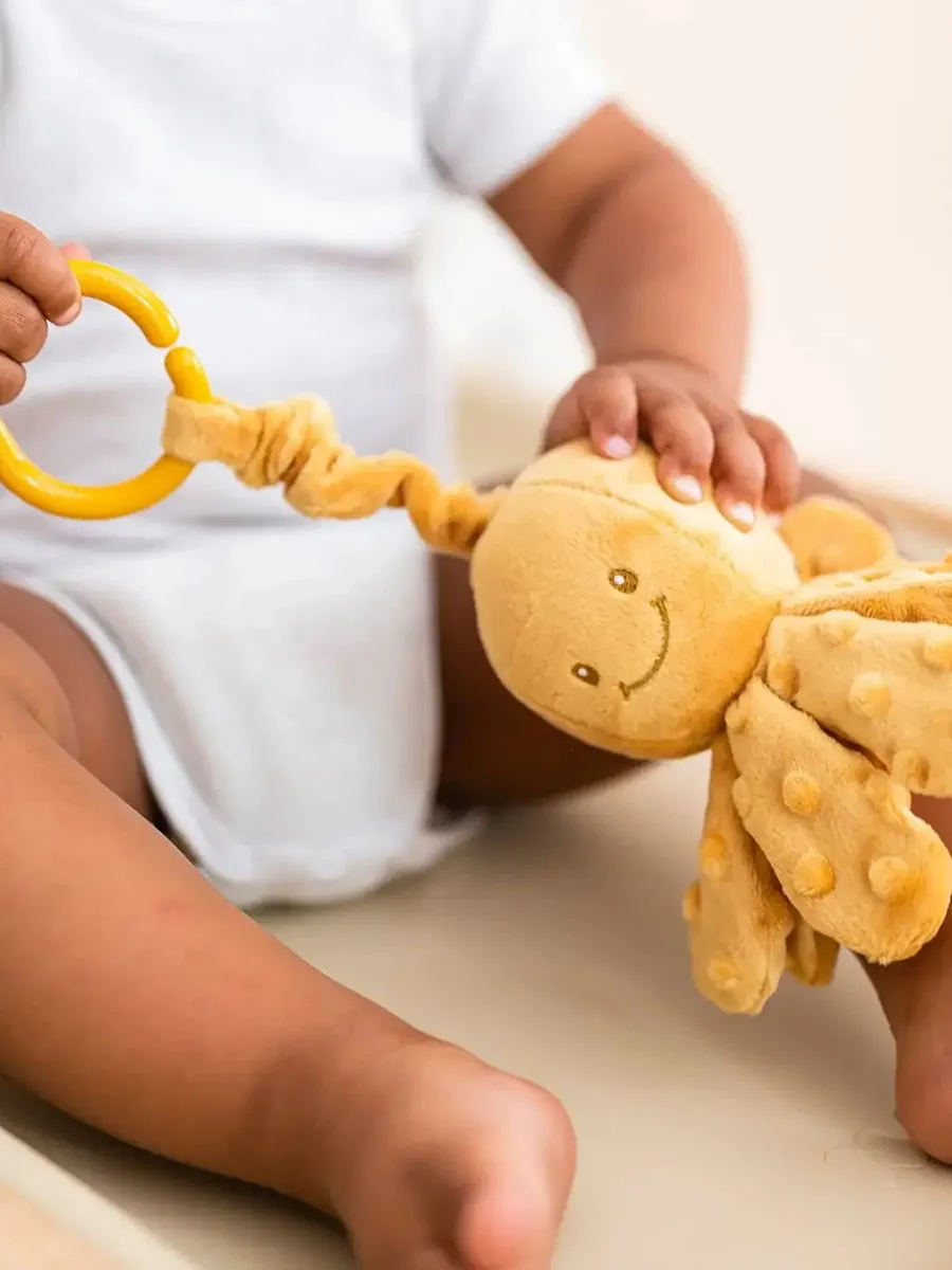 Игрушка мягкая Nattou Soft toy Lapidou Octopus Осьминог с вибрацией шалфей (sage green) 876544. Изображение 6