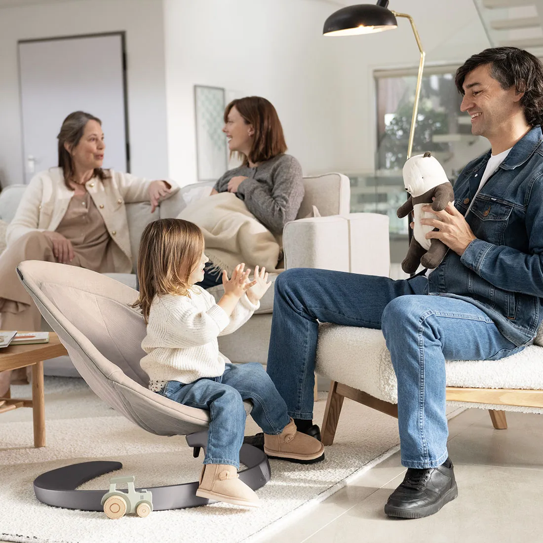 Шезлонг Nuna LEAF GROW