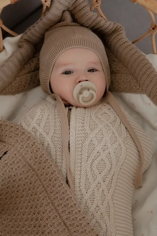 Шапка детская LoomKnits Elf Капучино