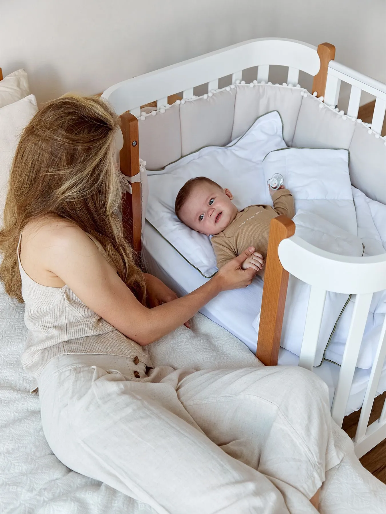 Кроватка-трансформер Happy Baby MOMMY LUX