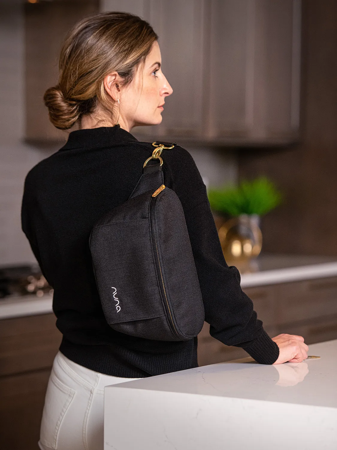 Сумка Nuna Sling черный (caviar)