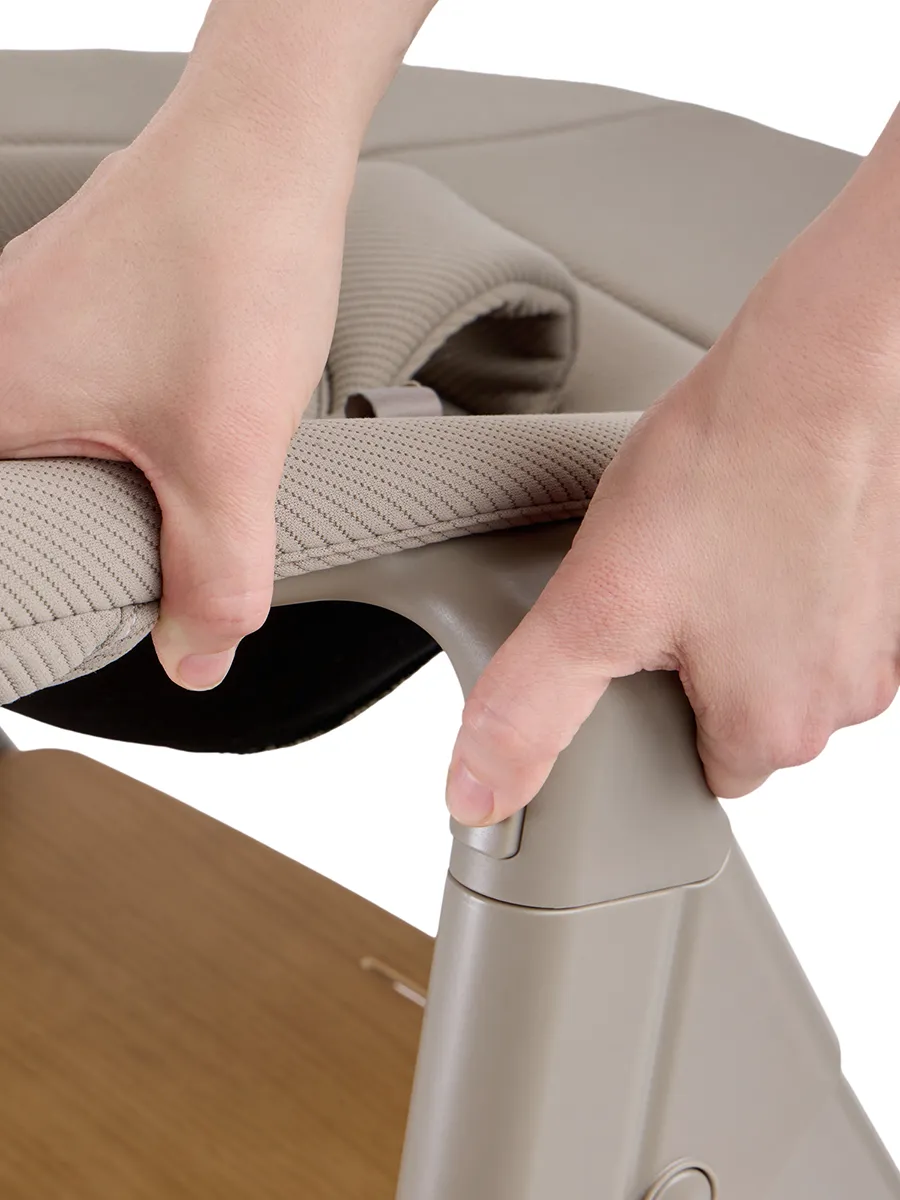 Стул для кормления Happy Baby Dorian